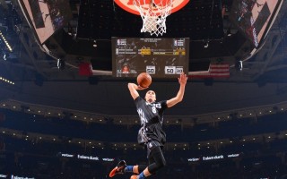 2020年湖人对热火战绩，2020湖人对战热火数据