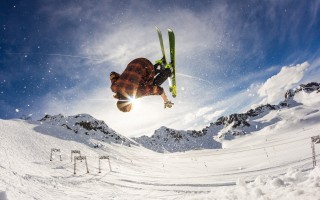 足球场需要多少钱，足球场大概多少钱